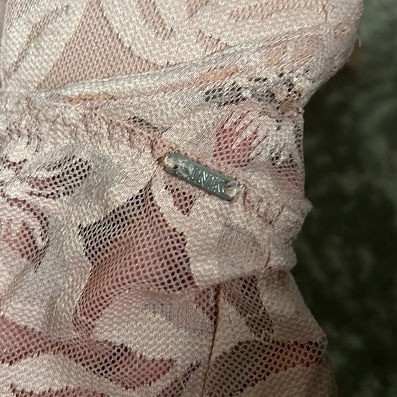 PINK push up strappy lace bralette - Picture 2 of 6